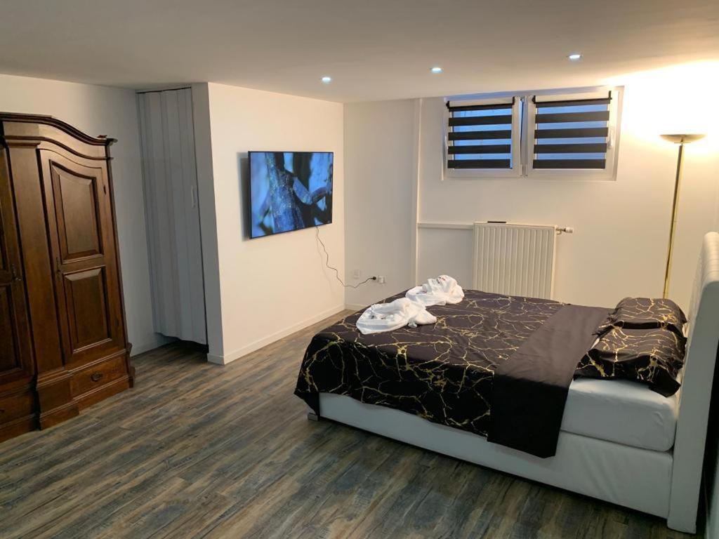Studio 45M2 Tres Calme Village-Neuf Exteriér fotografie